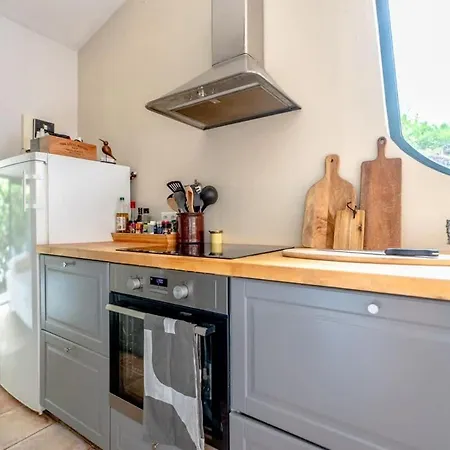 Le Petit Refuge L Authentic L Shellter Holiday home Saint-Tropez