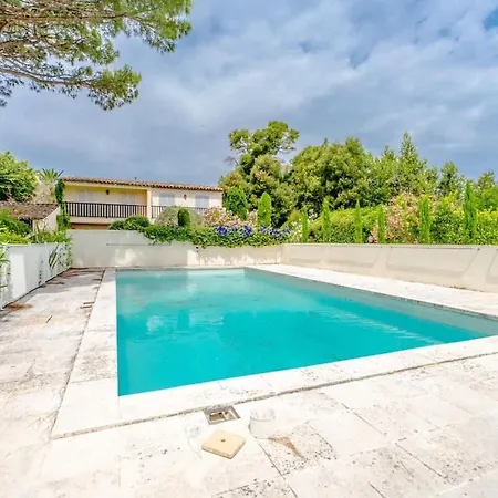 Holiday home Le Petit Refuge L Authentic L Shellter