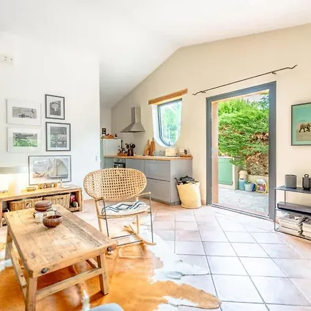 Le Petit Refuge L Authentic L Shellter * Saint-Tropez