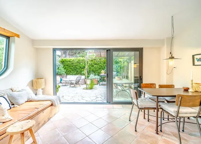 Holiday home Le Petit Refuge L Authentic L Shellter