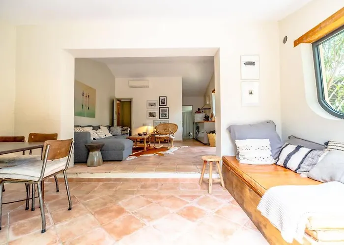 Le Petit Refuge L Authentic L Shellter * Saint-Tropez