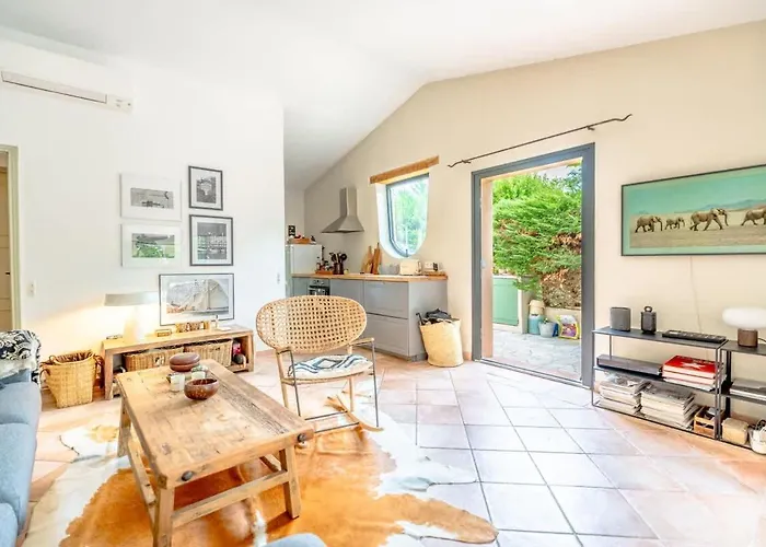 Le Petit Refuge L Authentic L Shellter * Saint-Tropez